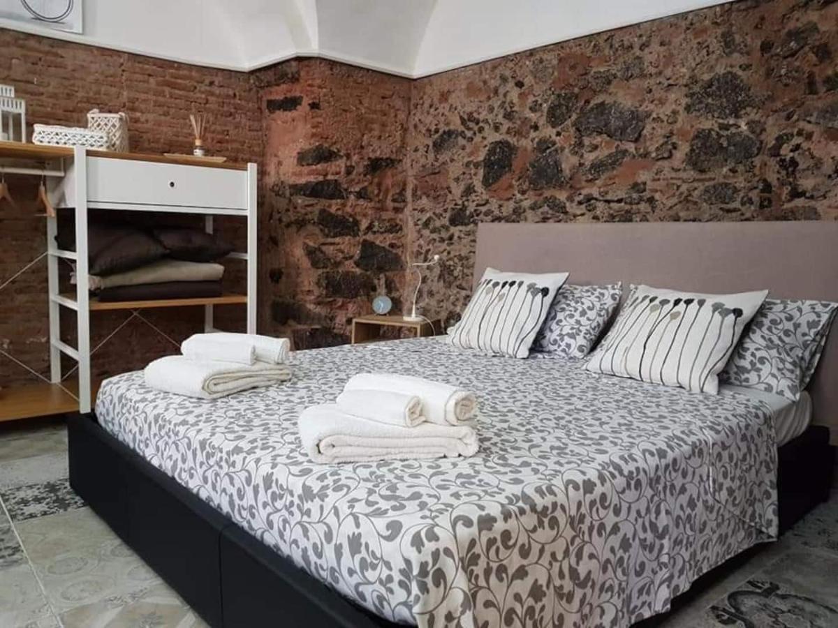 Villa La Piccola Grotta Ursino à Catane Extérieur photo