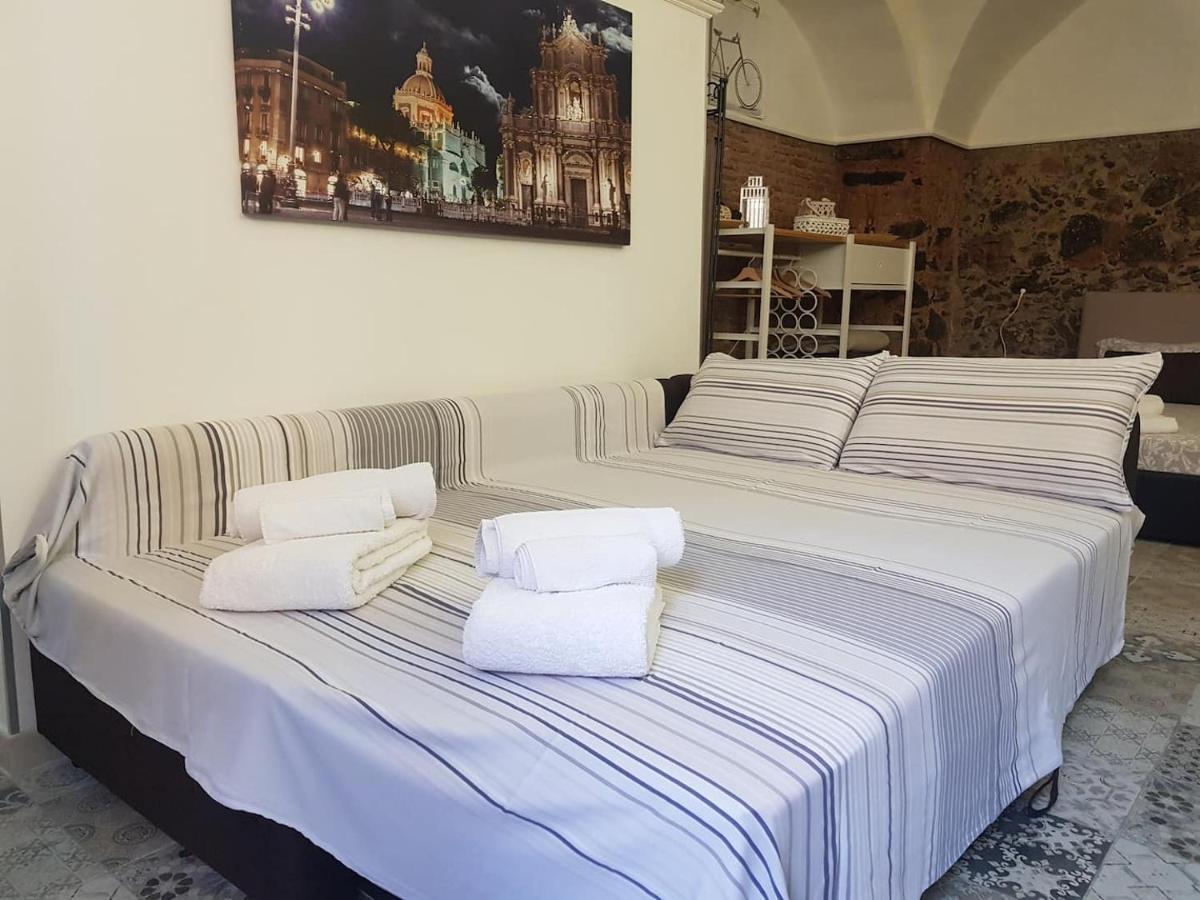 Villa La Piccola Grotta Ursino à Catane Extérieur photo