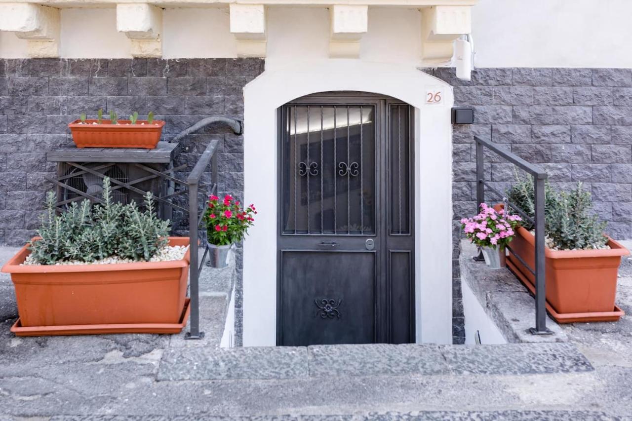 Villa La Piccola Grotta Ursino à Catane Extérieur photo