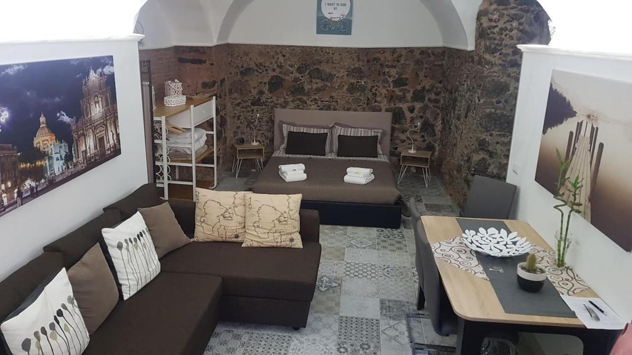 Villa La Piccola Grotta Ursino à Catane Extérieur photo